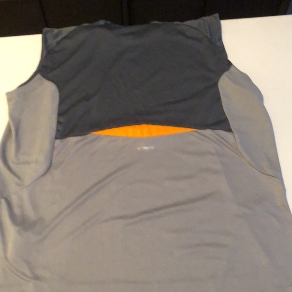 Adidas size XL grey climate control tank muscle shirt like new - Picture 7 of 8